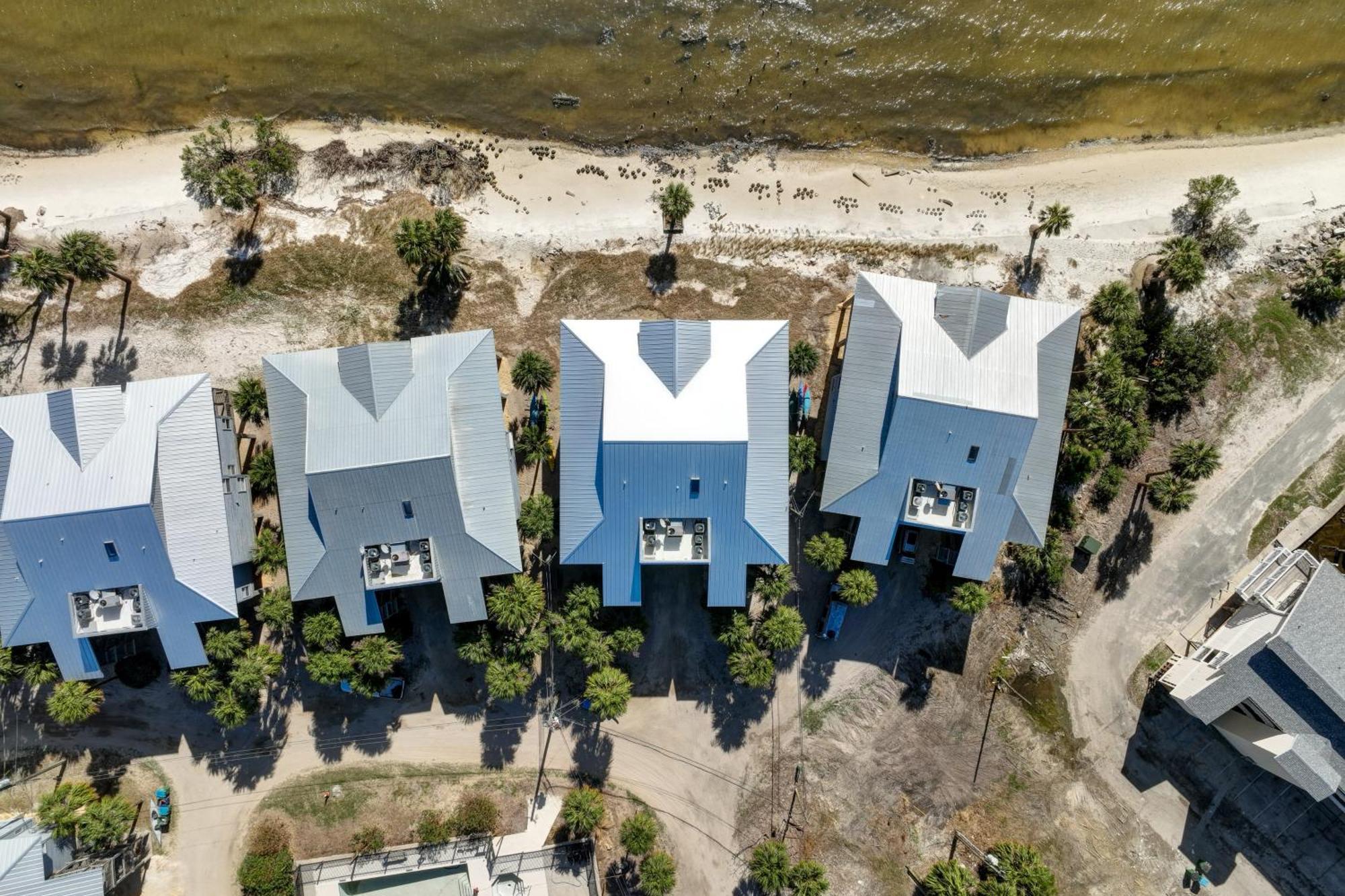 Beachfront Cedar Key Retreat With Pool Access! Exterior foto